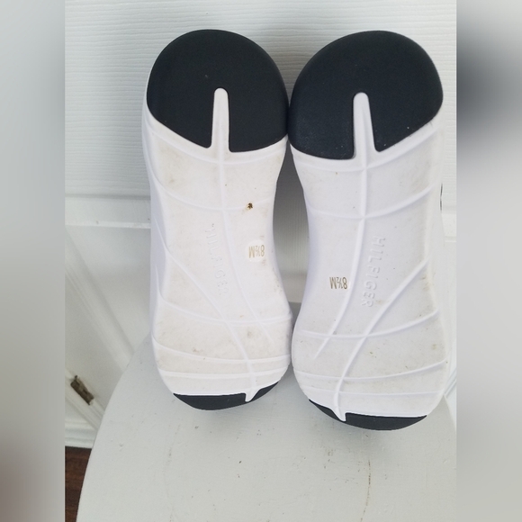 Tommy Hilfiger Men's Slip on Quilted Sneakers Foam Insole Black Size 8.5M - Picture 8 of 8